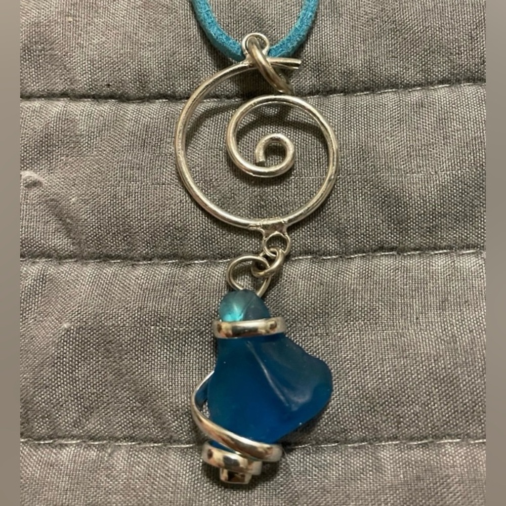 Necklace costume Blue stone wrapped with silver, blue necklace w/claw closure